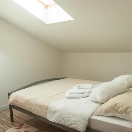Basic Apartment