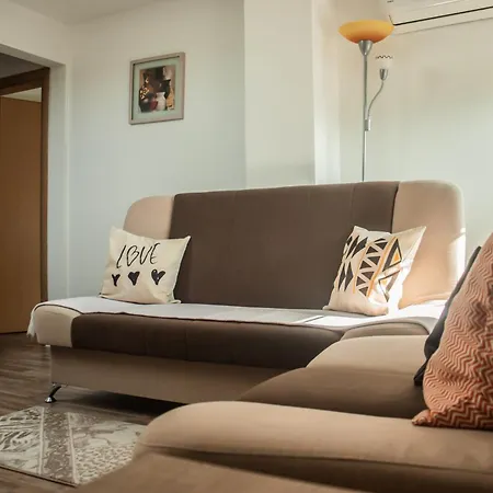 Basic Apartment Visoko