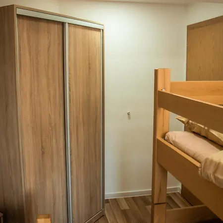 Basic Apartment *